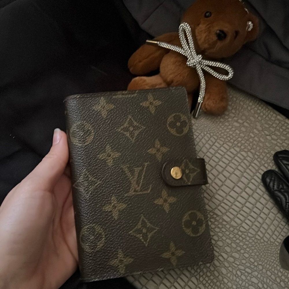 LOUIS VUITTON AUTHENTIC AGENDA PM. IN AMAZING CONDITIONS. No scratches, peeling! - Picture 4 of 10